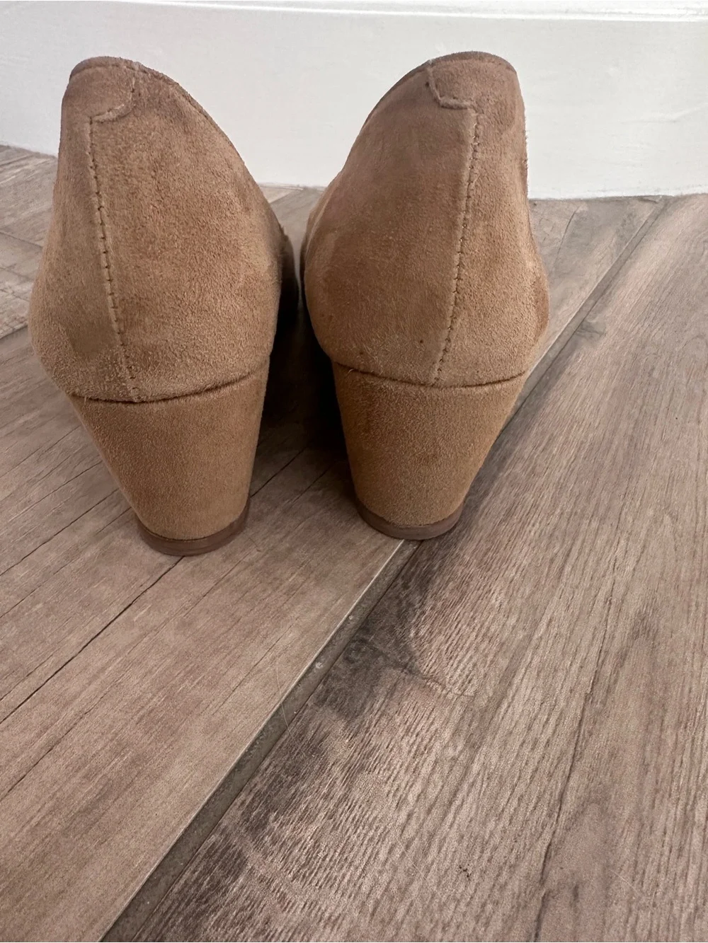Viscata Barcelona Classic Suede Wedge Pumps - Camel, Sz 38